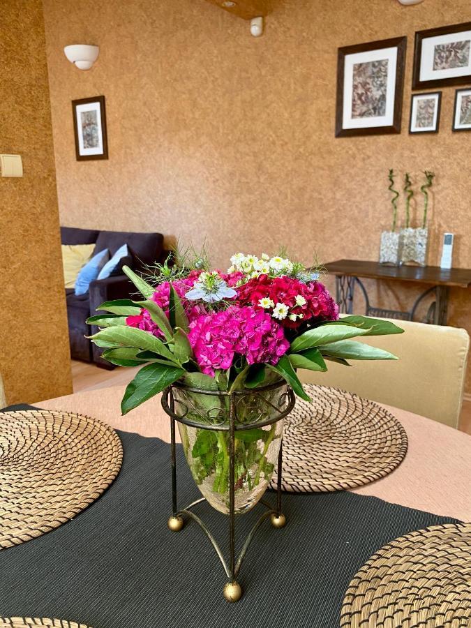 Dekoratoria Apartment *